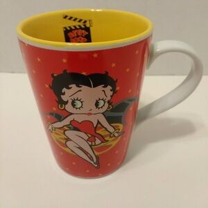 Vintage Betty Boop Coffee Cup Mug “I Like my men like my coffee, rich and hot”